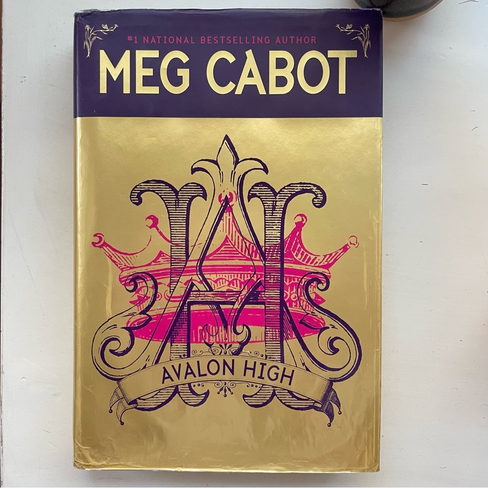 Used Avalon High by Meg Cabot - A Modern Teen Camelot Story Hardcover Book
